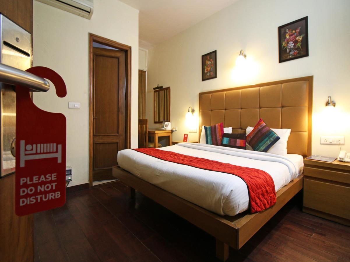 Hotel Oscar - Hauz Khas Ню Делхи Екстериор снимка